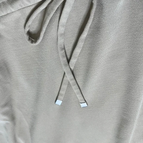 Lafayette 148 New York Drawstring Waist Dress Medium Beige V-Neck Dolman Pockets - Picture 12 of 12